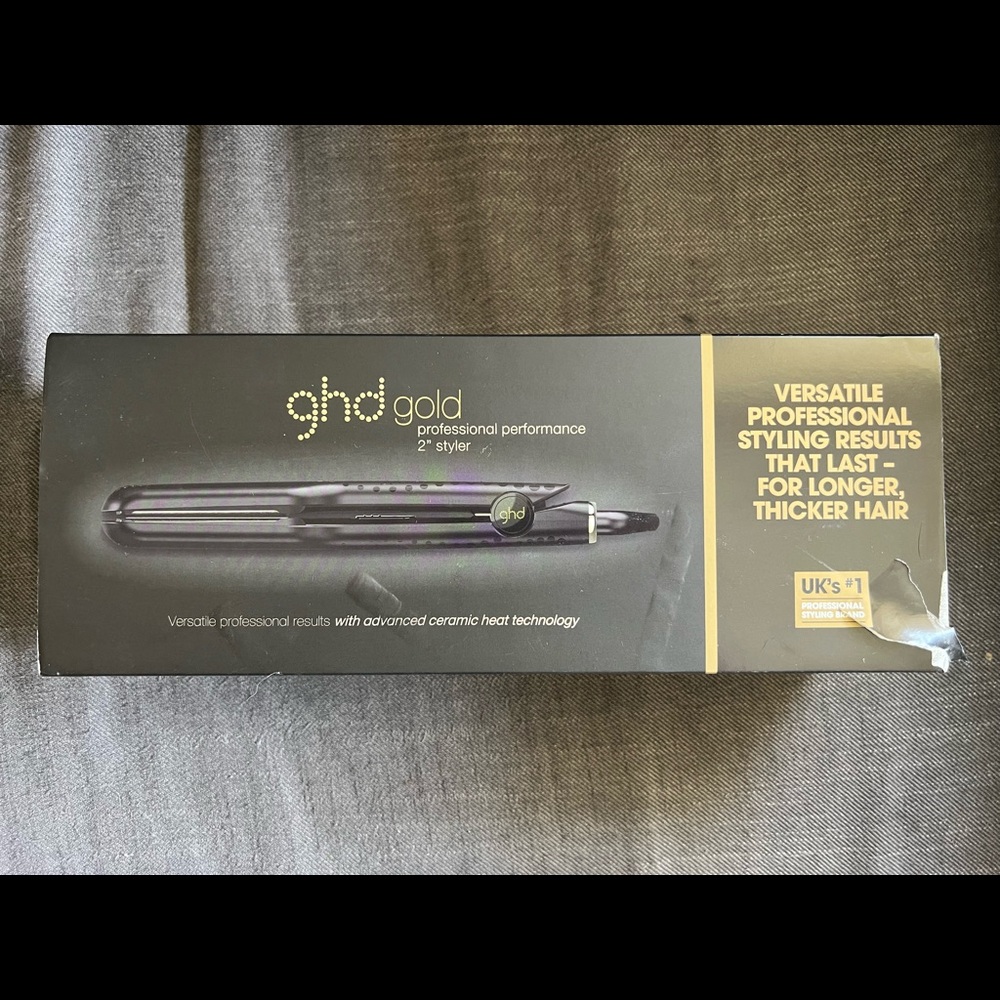 GHD Gold Professional Styling Iron Hair Straightener